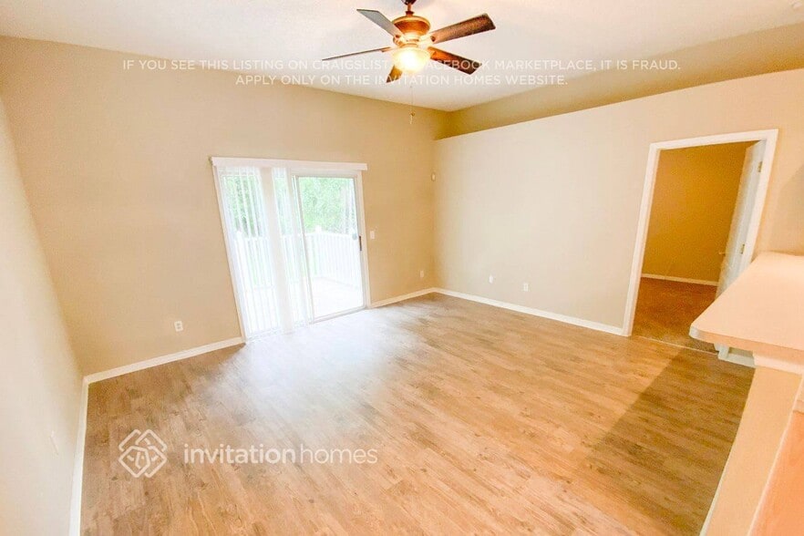 Building Photo - 137 Dover Bluff Dr