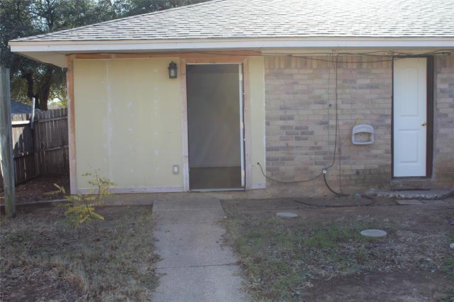 Building Photo - 925 Bluebird Dr