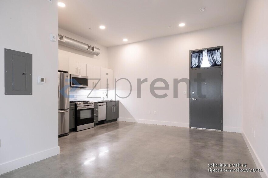 Building Photo - 1801 2nd Ave N