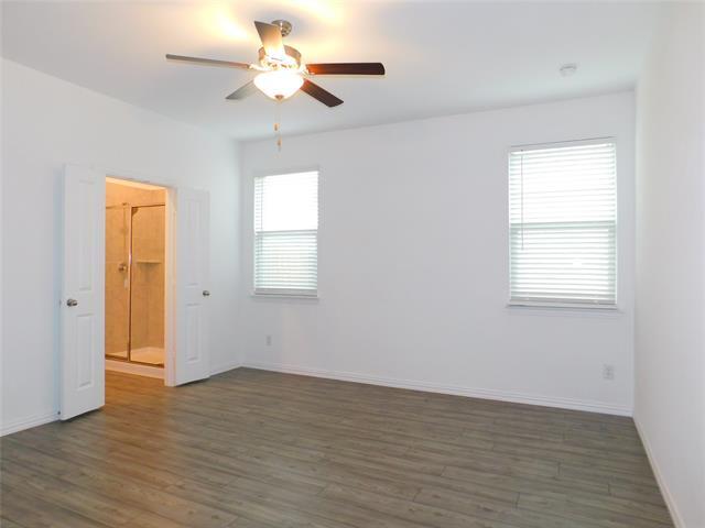 Building Photo - 1720 Da Vinci Dr