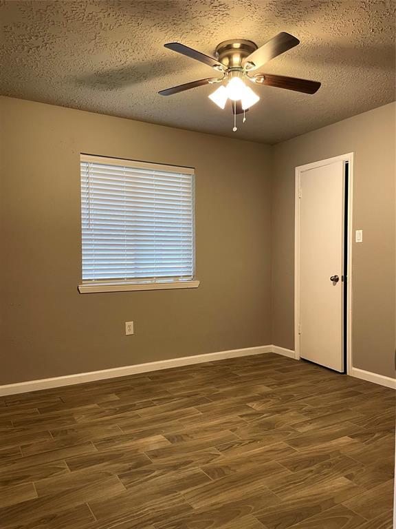 Building Photo - 3310 Boxelder Dr
