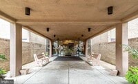 Building Photo - 9200 Edwards Way