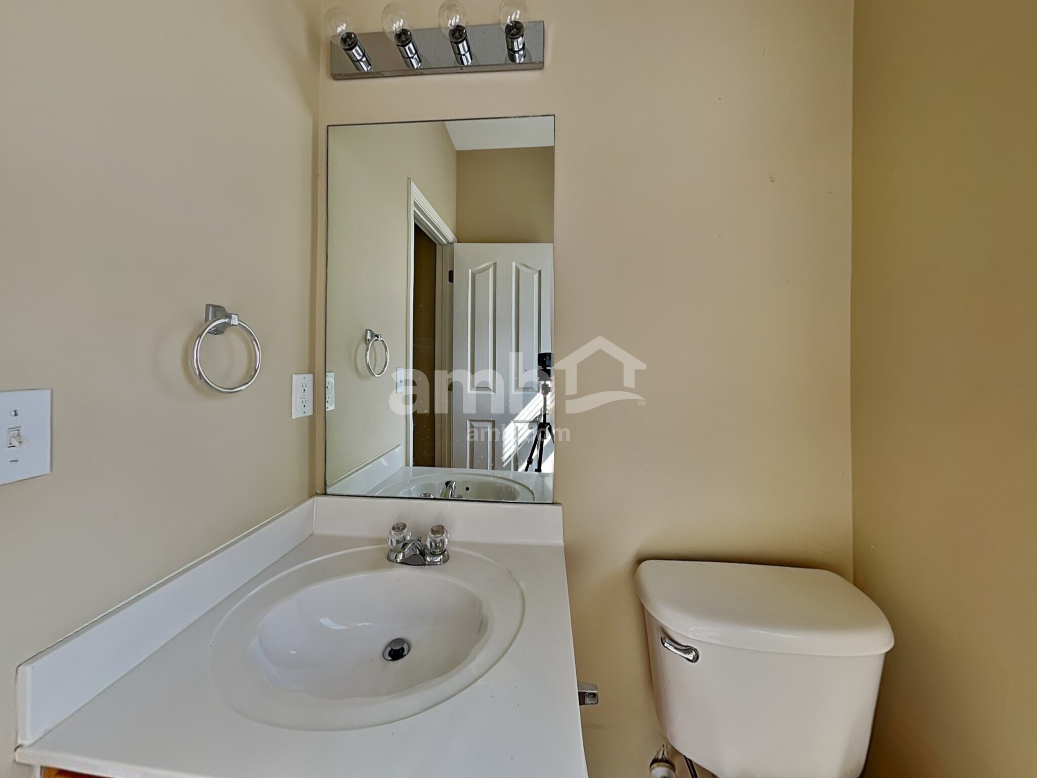 Building Photo - 653 Timber Walk Dr
