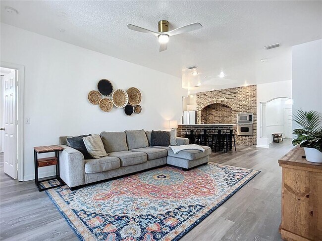 Building Photo - 6706 Thackston Dr