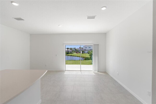 Building Photo - 15117 Cuzcorro Ct