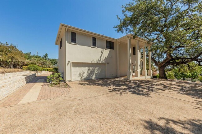 Building Photo - 1704 Randolph Ridge Trail