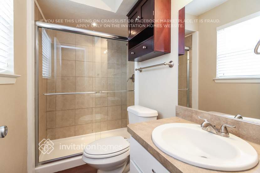 Building Photo - 1231 Rutherford Dr