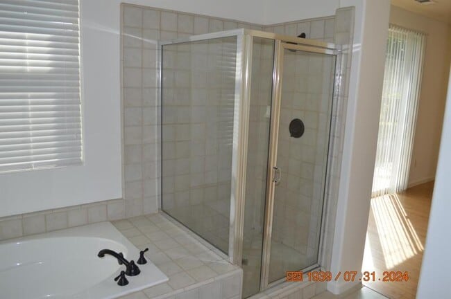 Building Photo - 2725 Amalfi