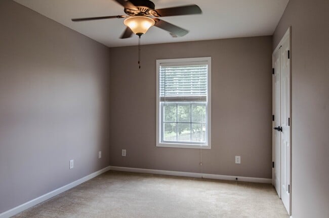 Building Photo - 1164 Stillwood Dr