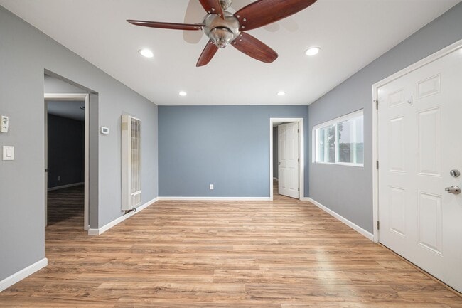 Primary Photo - * LOW SECURITY DEPOSIT * Recently Renovate...