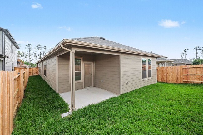 Building Photo - BRAND NEW - NEVER LIVED IN 4 bedroom - 2 1/2 bath in The Pines at Seven Coves