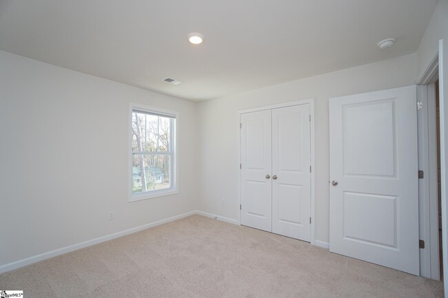Building Photo - 336 Cub Ct