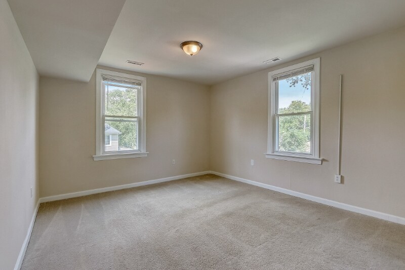 Building Photo - 4610 White Ave