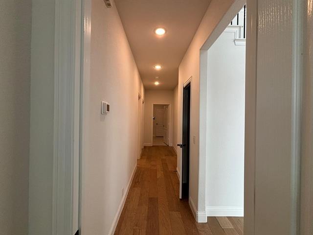 Building Photo - 1080 Canuela Way