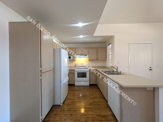 Building Photo - 17161 Alva Rd