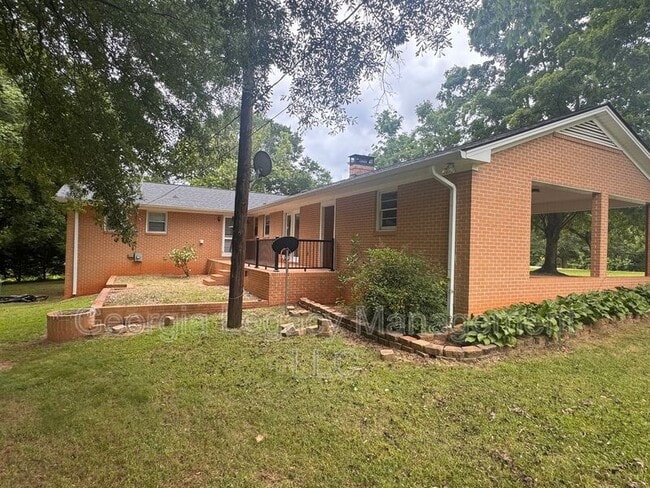 Building Photo - 126 Ridgeway Church Rd