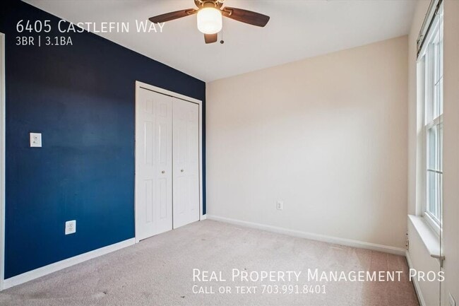 Building Photo - 6405 Castlefin Way