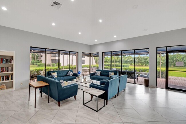 Building Photo - 6420 Boca Del Mar Dr