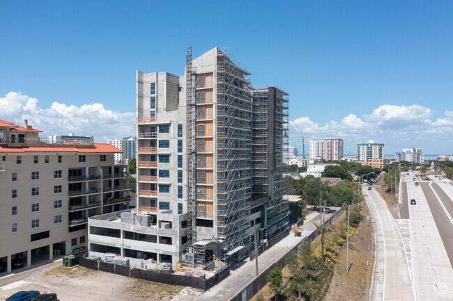 Building Photo - Delmar 745