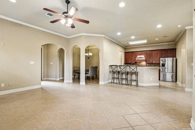Building Photo - 4911 Country Cv