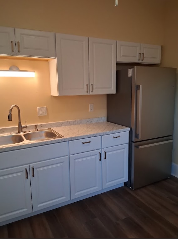 Building Photo - 418 S Hancock Ave