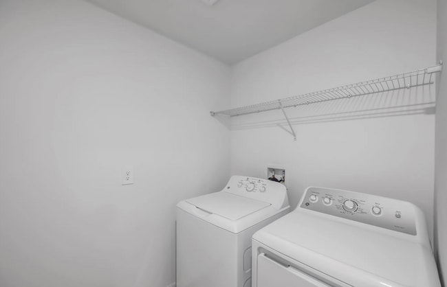 Building Photo - 9438 Cannon Bch Dr