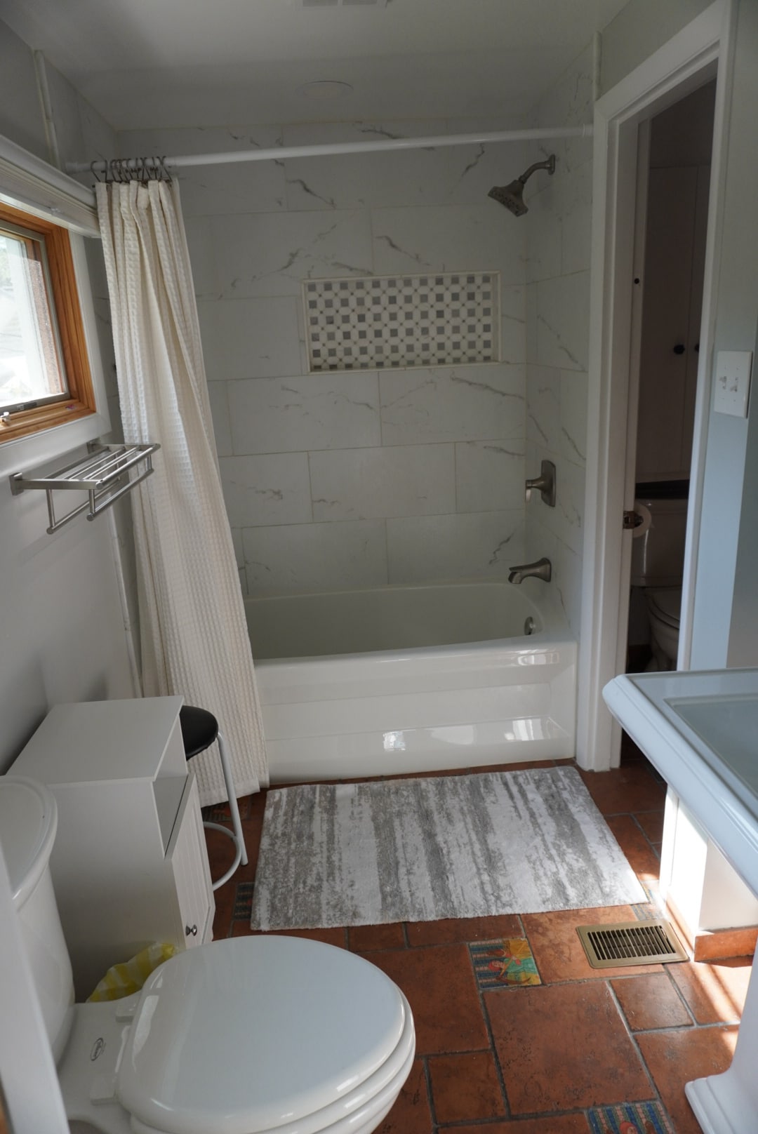 Master Bathroom - 4712 Surry Pl