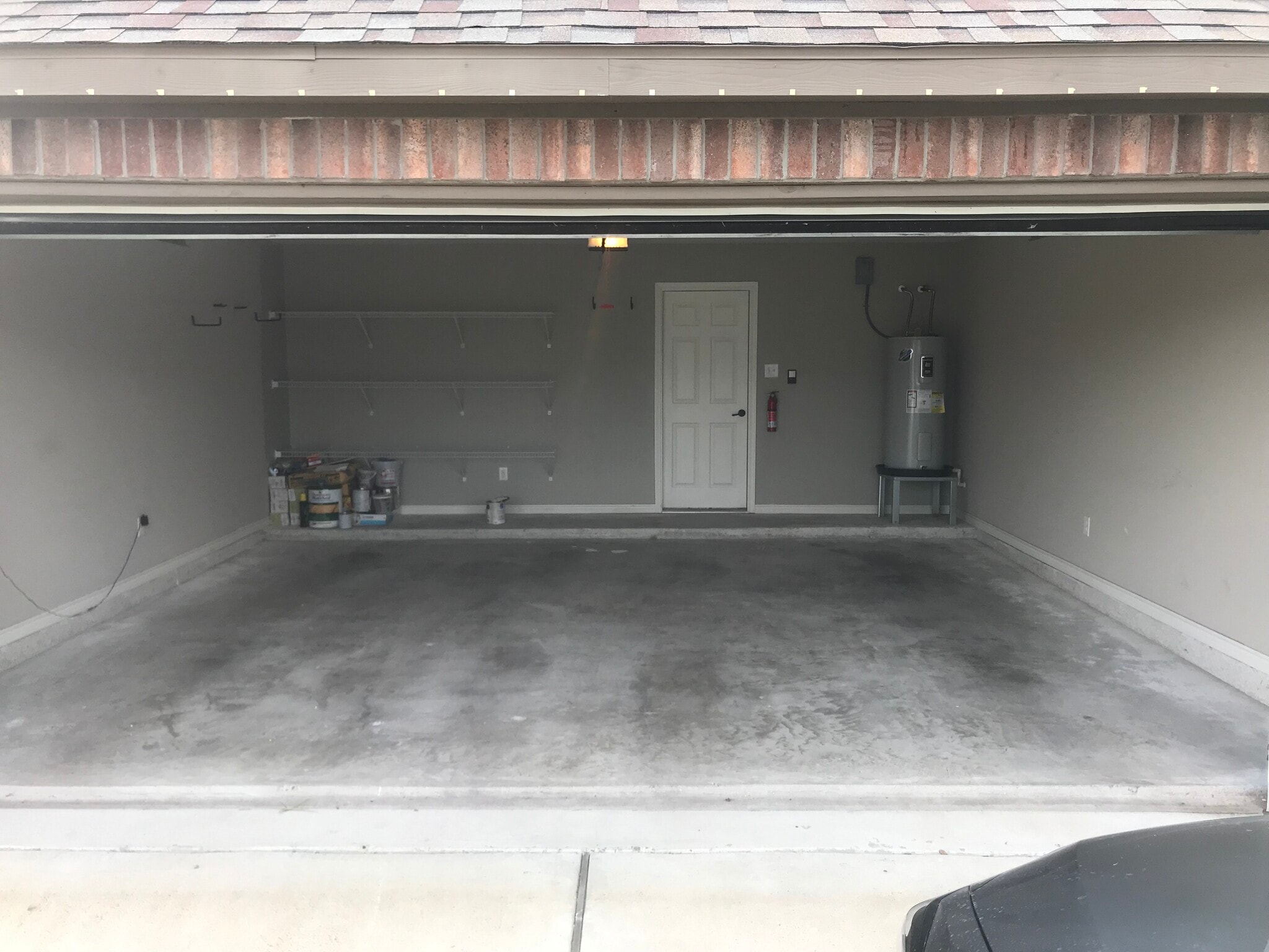 Garage - 2909 Alice Ln
