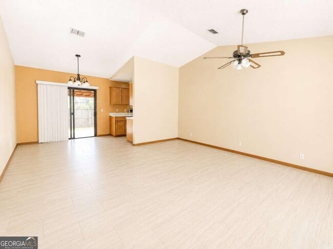 Building Photo - 603 Plantation Village Dr