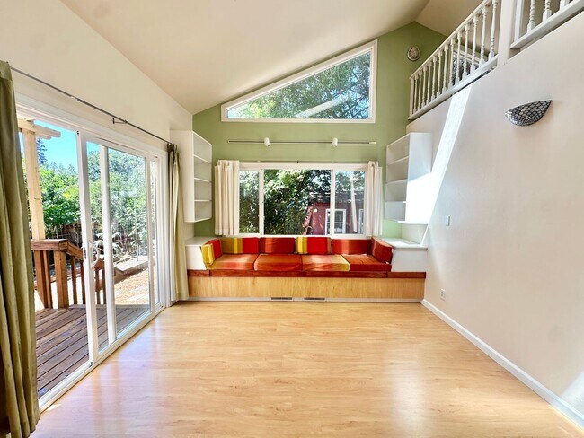 Building Photo - Lovely 3bd+/2ba Home in San Rafael
