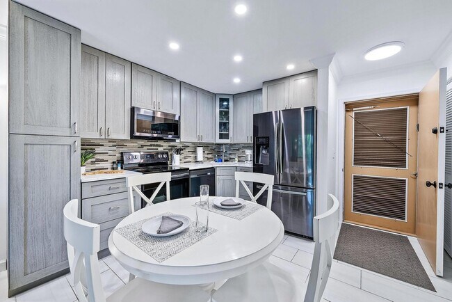 Building Photo - 2400 S Ocean Dr