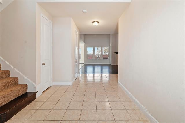 Building Photo - 1002 Payton Ln