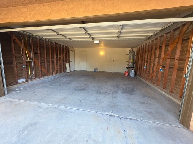 Building Photo - 2920 W Vassar Ave
