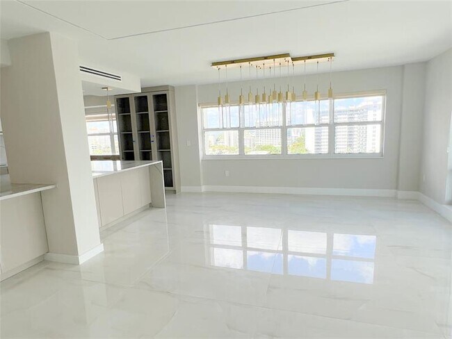 Building Photo - 3410 Galt Ocean Dr