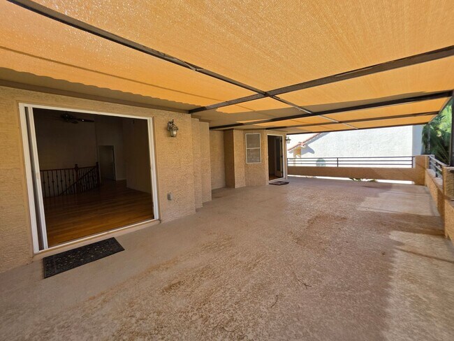 Building Photo - Spacious Home in the Heart of Green Valley