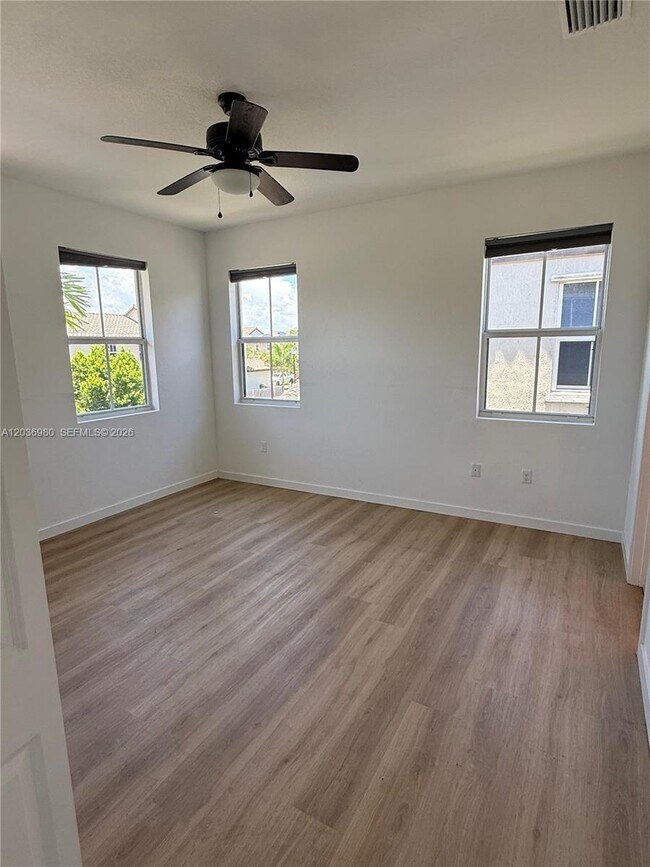 Building Photo - 24360 SW 117th Ave