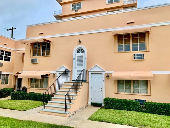 Building Photo - 31 S Golfview Rd