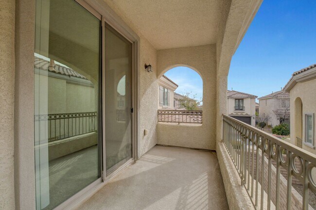 Building Photo - 3 Bedroom Home in Summerlin West COMING SOON!