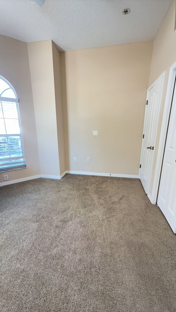 Building Photo - Charming 3-Bedroom, 2-Bathroom Single-Family Pool Home in New Port Richey, FL