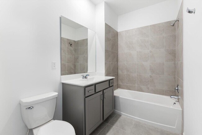 Building Photo - 6435 Seabright Ter