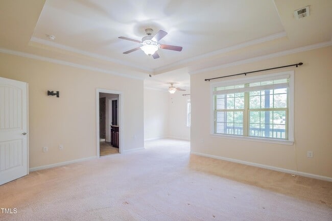 Building Photo - 533 Fumagalli Dr