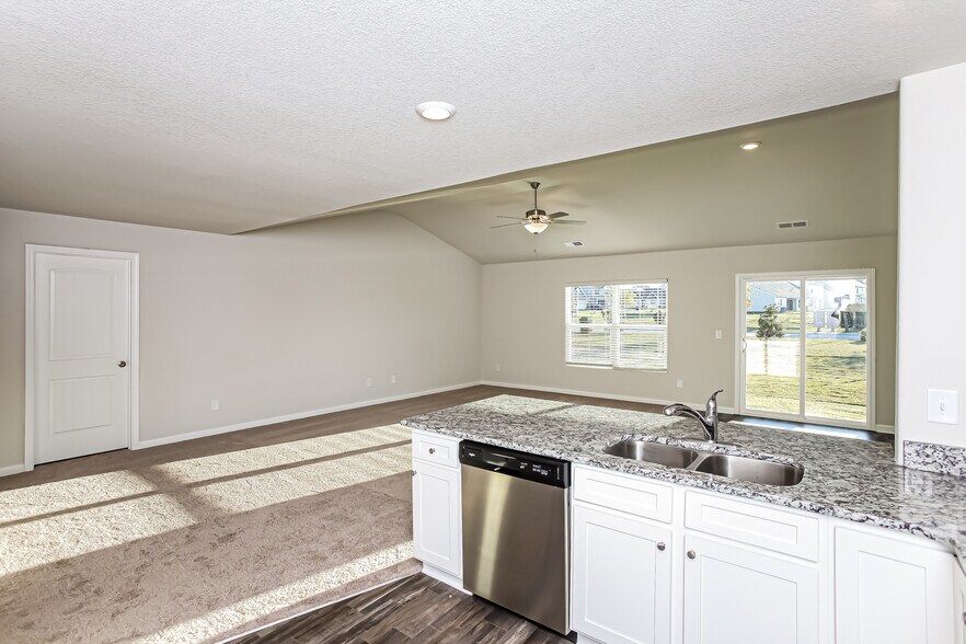 Building Photo - 1009 Sease Gdn Ct