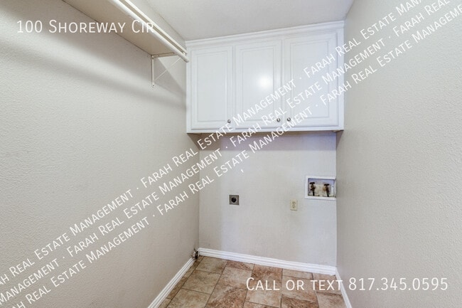 Building Photo - 100 Shoreway Cir