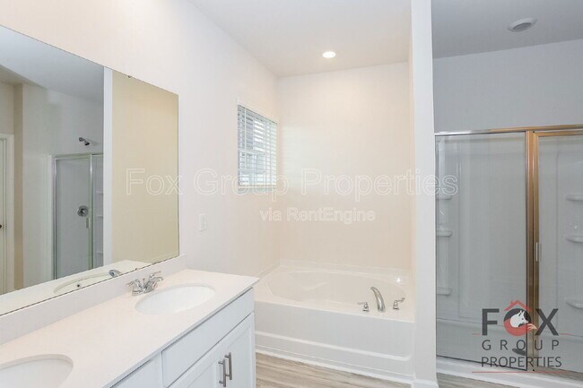 Building Photo - 148 Way Cross Ln