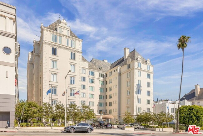 Building Photo - 1424 N Crescent Heights Blvd