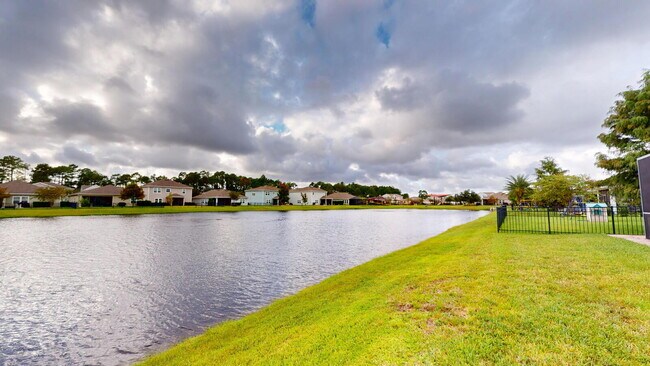 Building Photo - "Spacious 5-Bedroom Retreat in Jacksonville - 2,623 Sq Ft of Comfort!"
