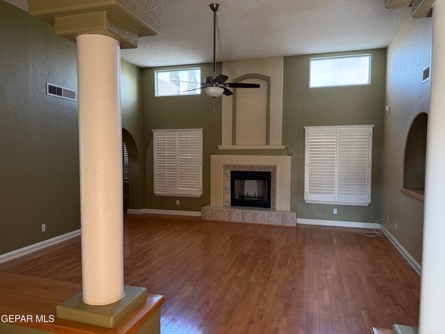 Building Photo - 917 Tecate Pl