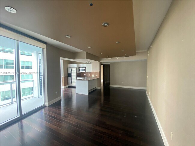 Building Photo - 185 SW 7th St