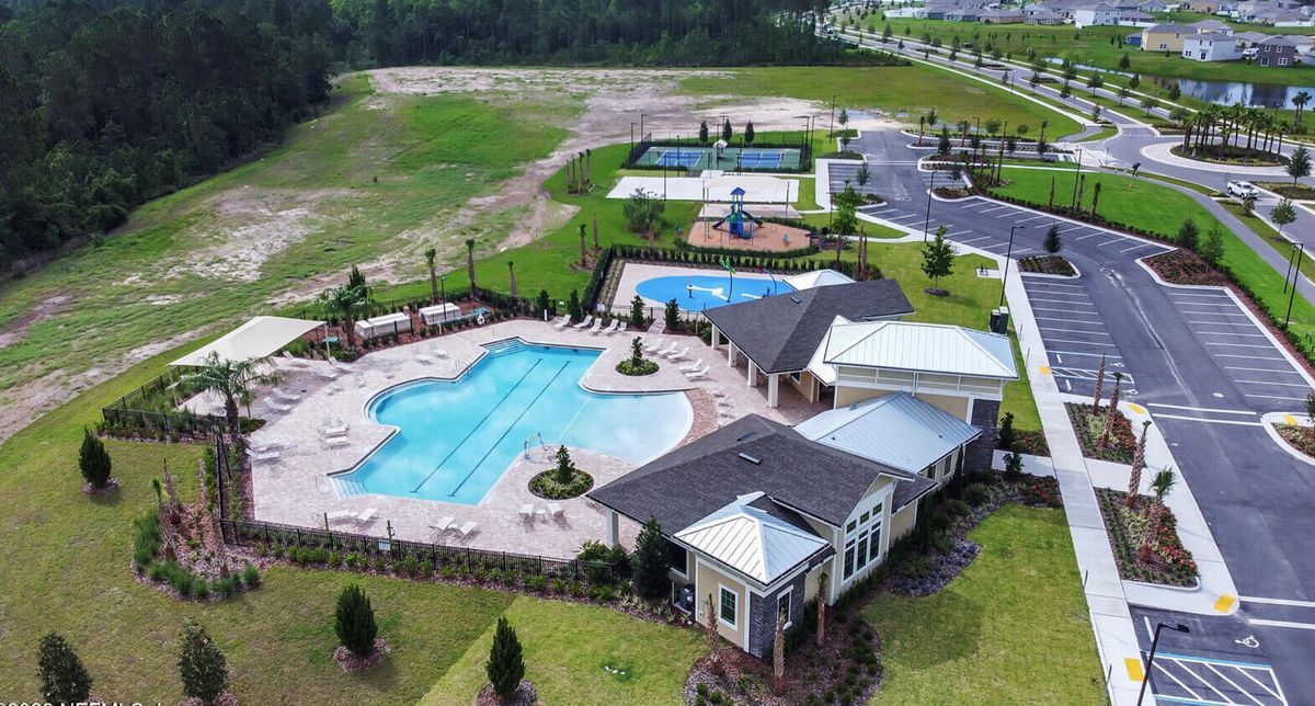 Building Photo - 2223 Setting Sun Wy