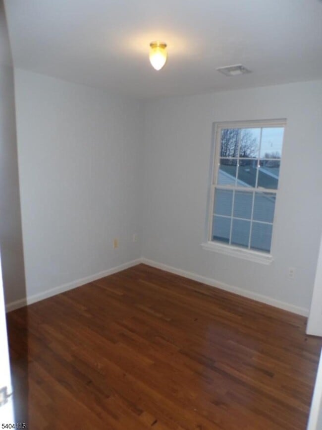 Building Photo - 4 S 11th St